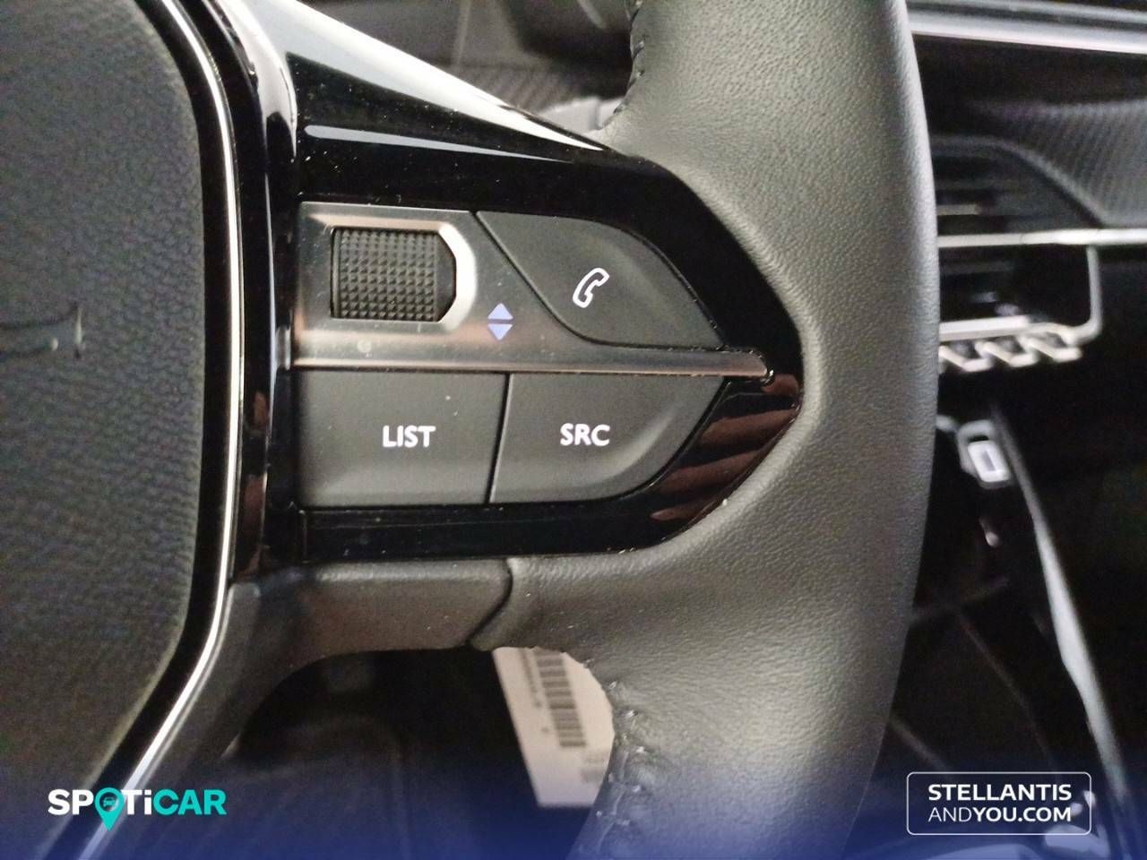 Foto Peugeot 2008 13