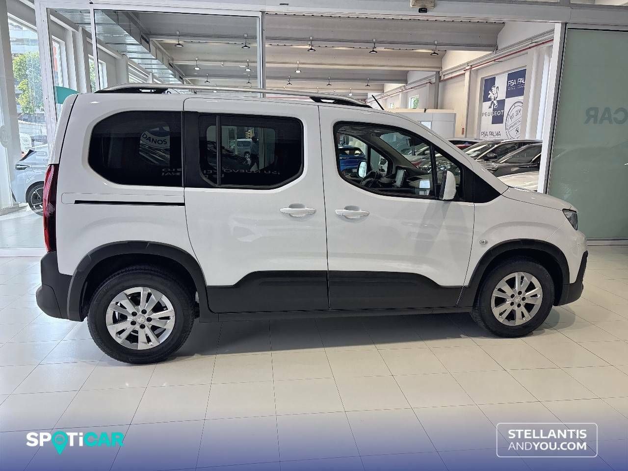 Foto Peugeot Rifter 4