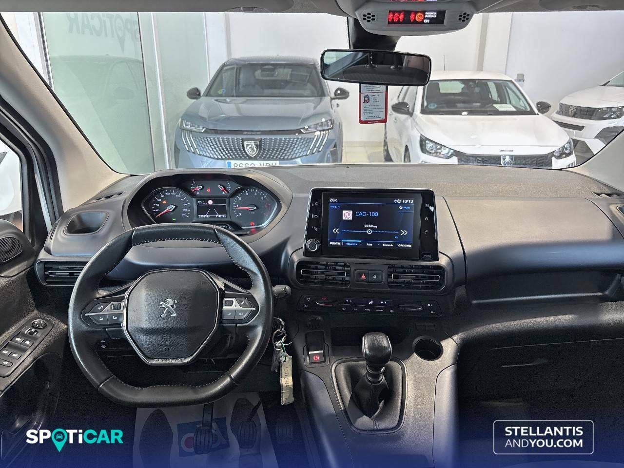 Foto Peugeot Rifter 8