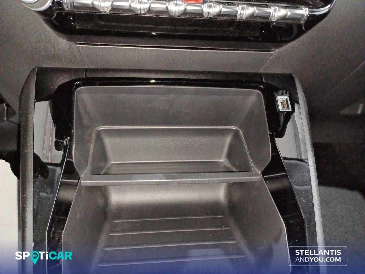 Foto Peugeot 208 17