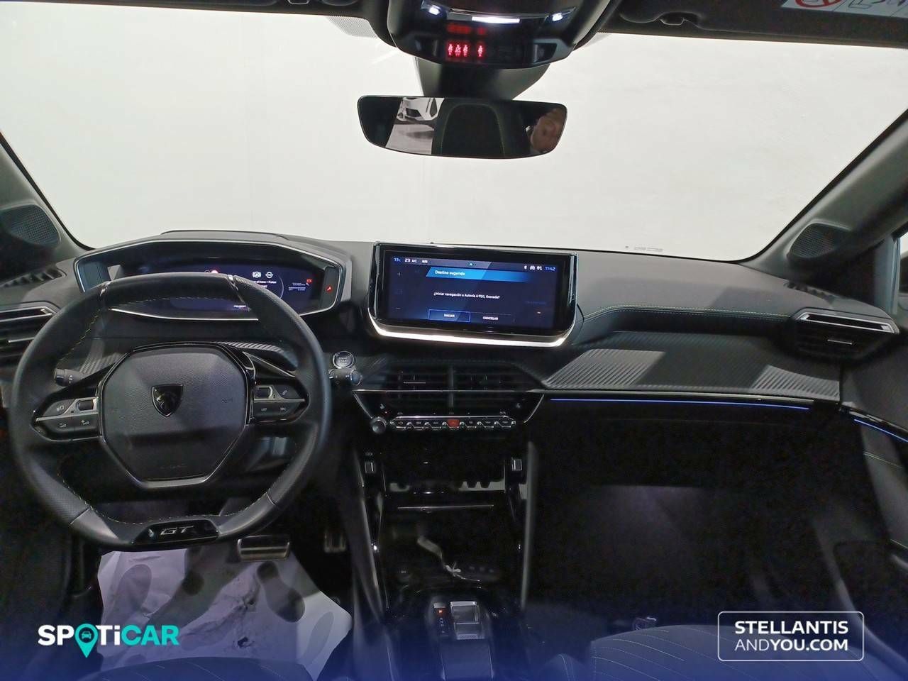Foto Peugeot 208 8