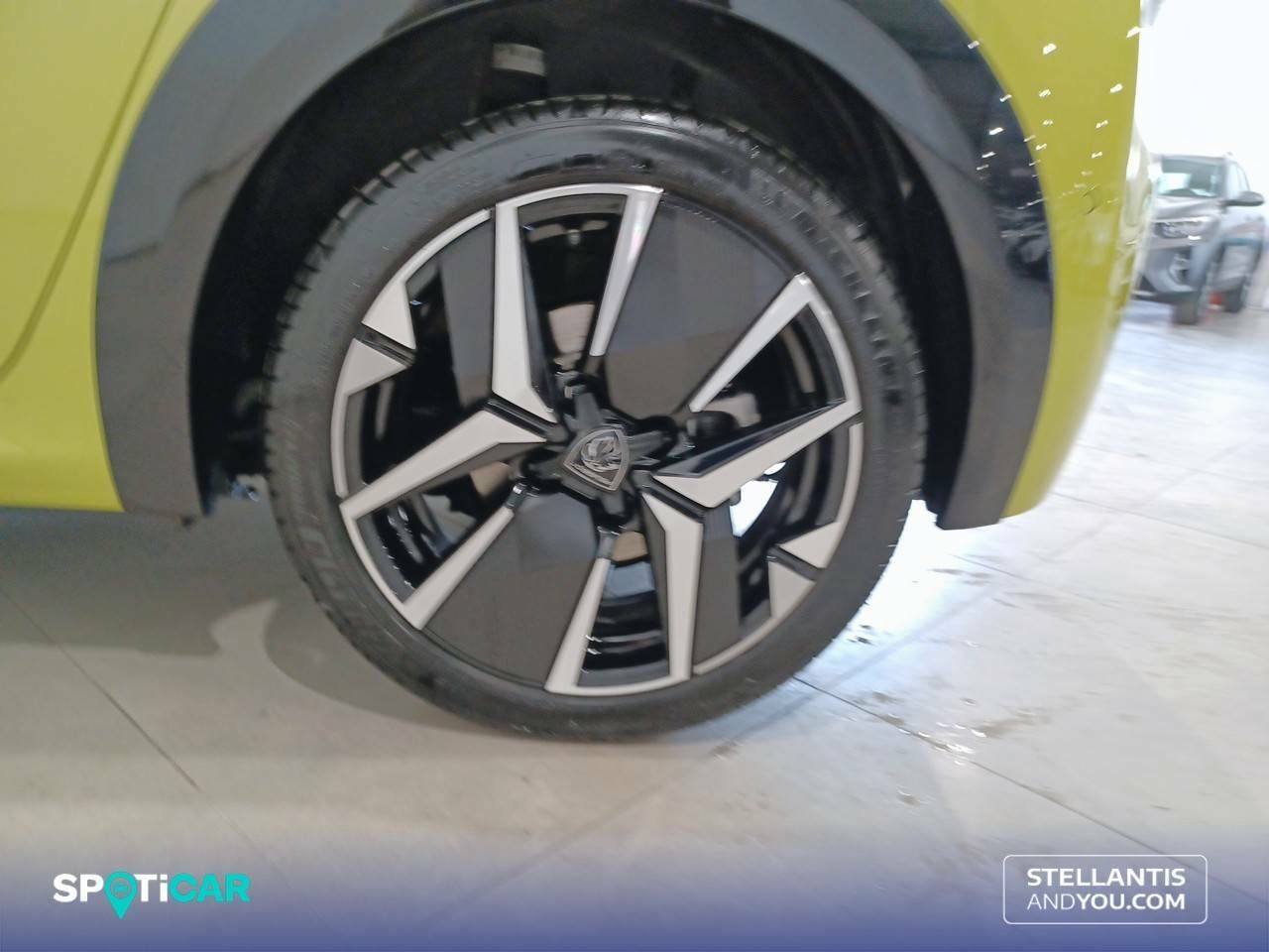 Foto Peugeot 208 11