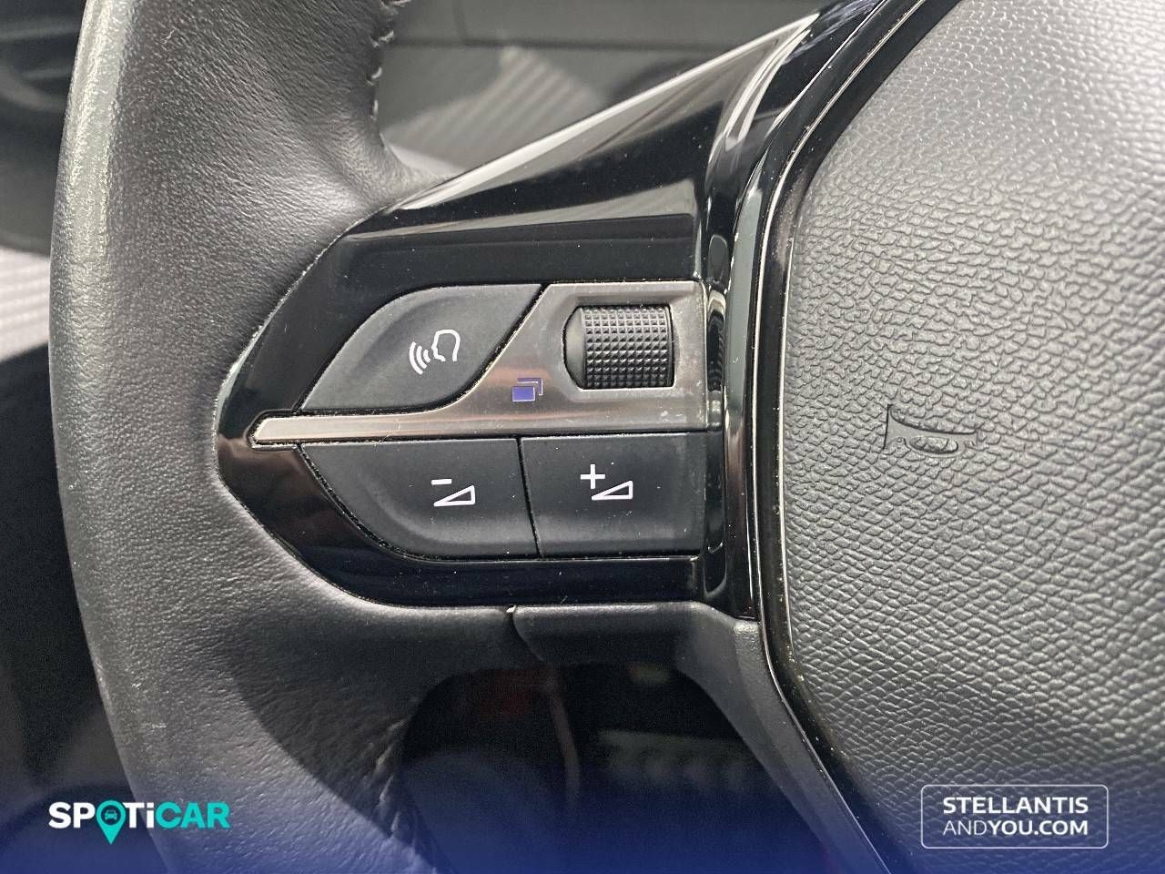 Foto Peugeot 208 20