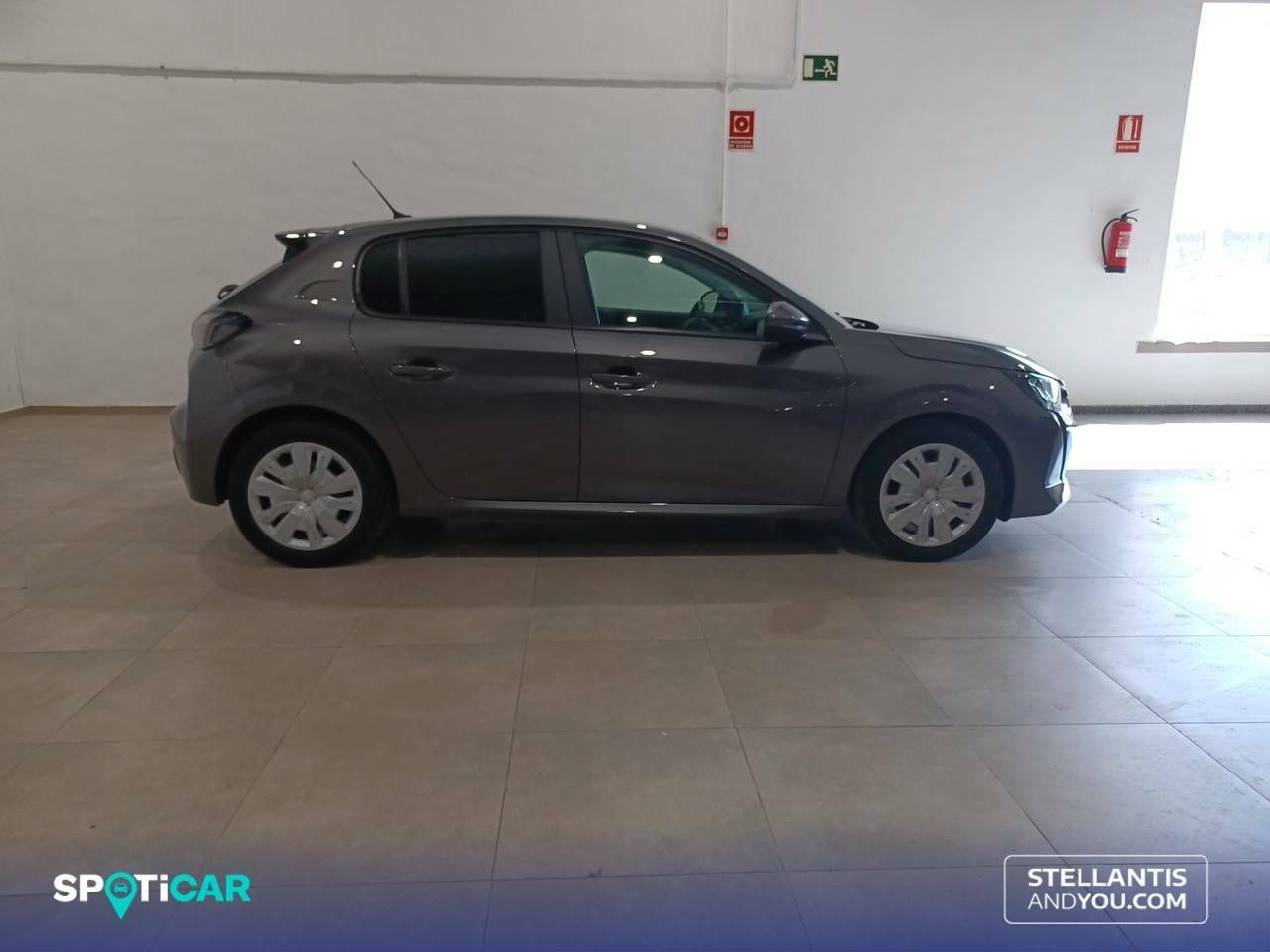 Foto Peugeot 208 4