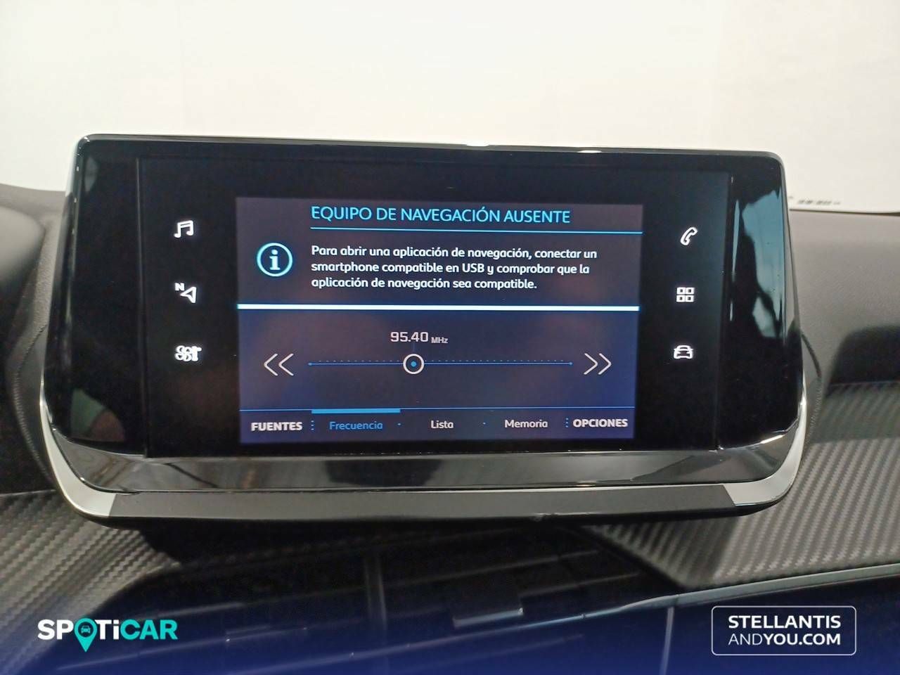 Foto Peugeot 208 17