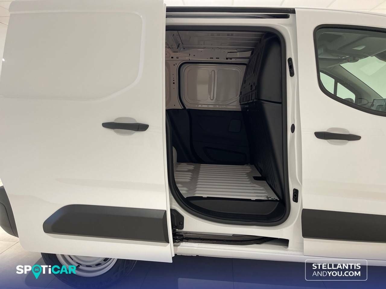 Foto Citroën Berlingo 23