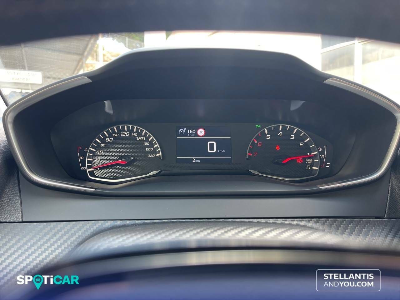 Foto Peugeot 208 16