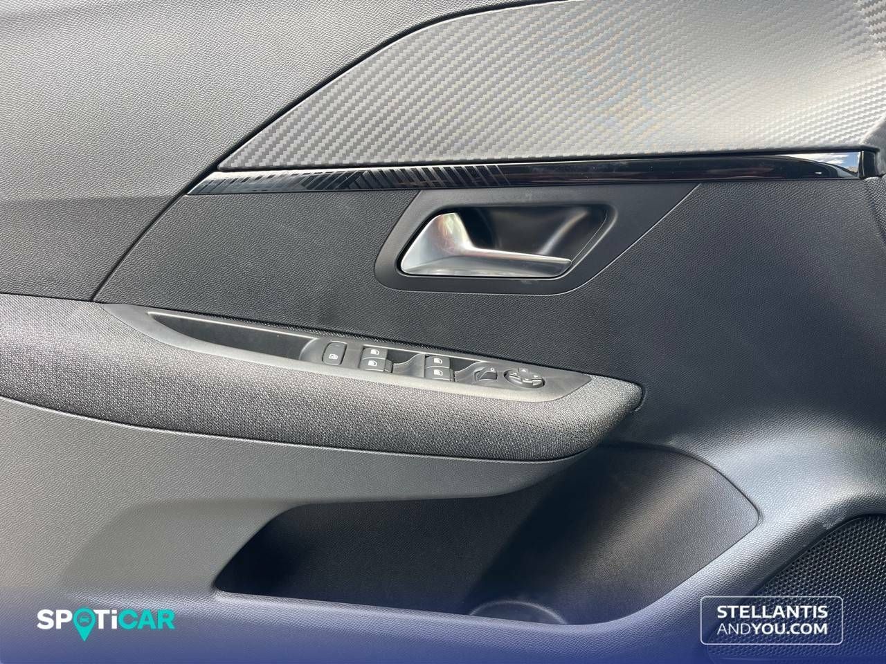Foto Peugeot 208 19