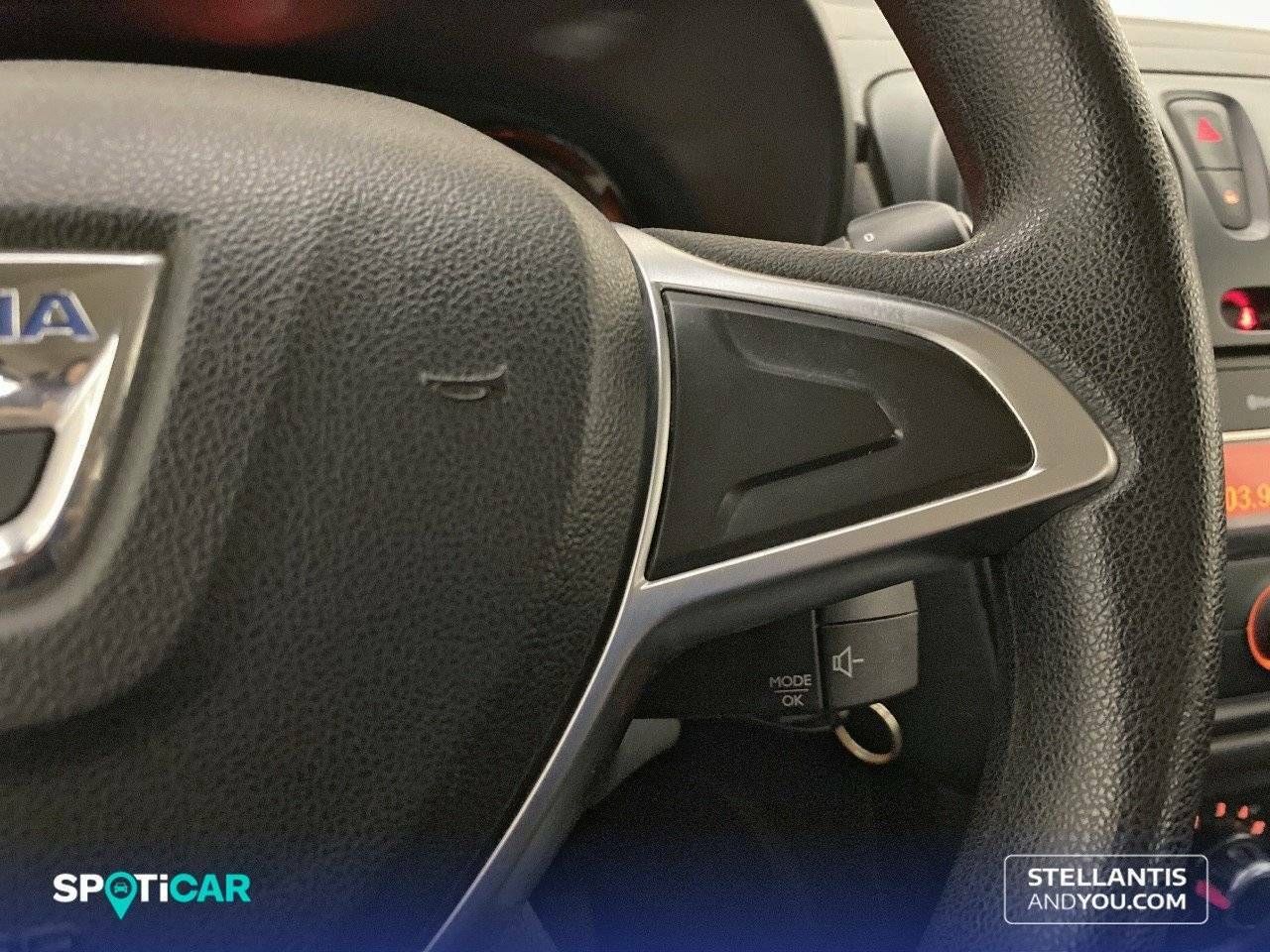 Foto Dacia Lodgy 21