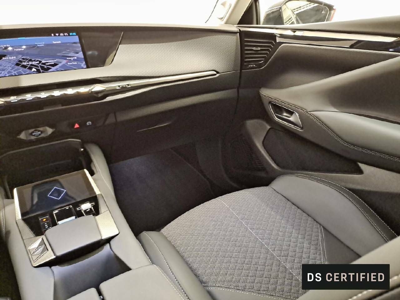 Foto DS Automobiles DS 4 24