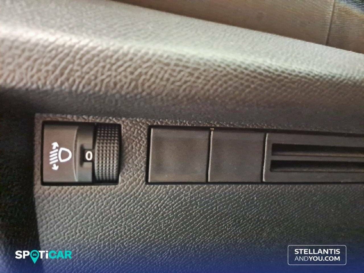 Foto Citroën C4 13