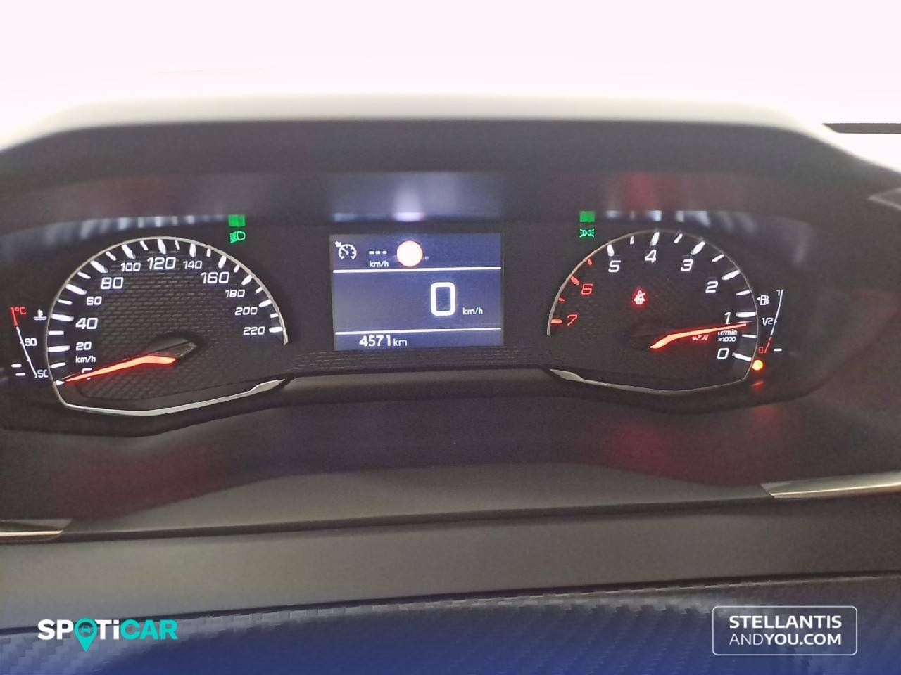 Foto Peugeot 208 14
