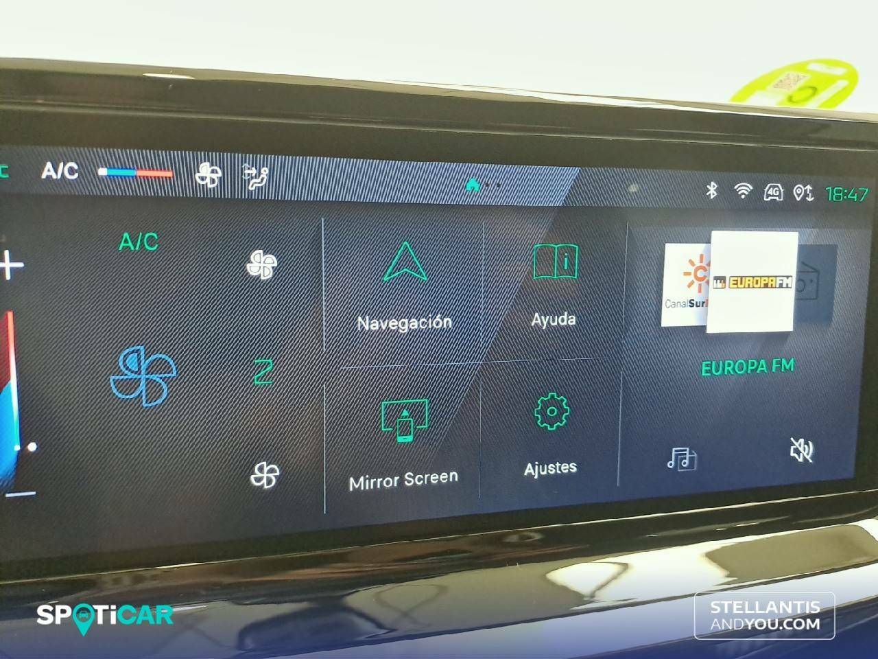 Foto Peugeot 208 15