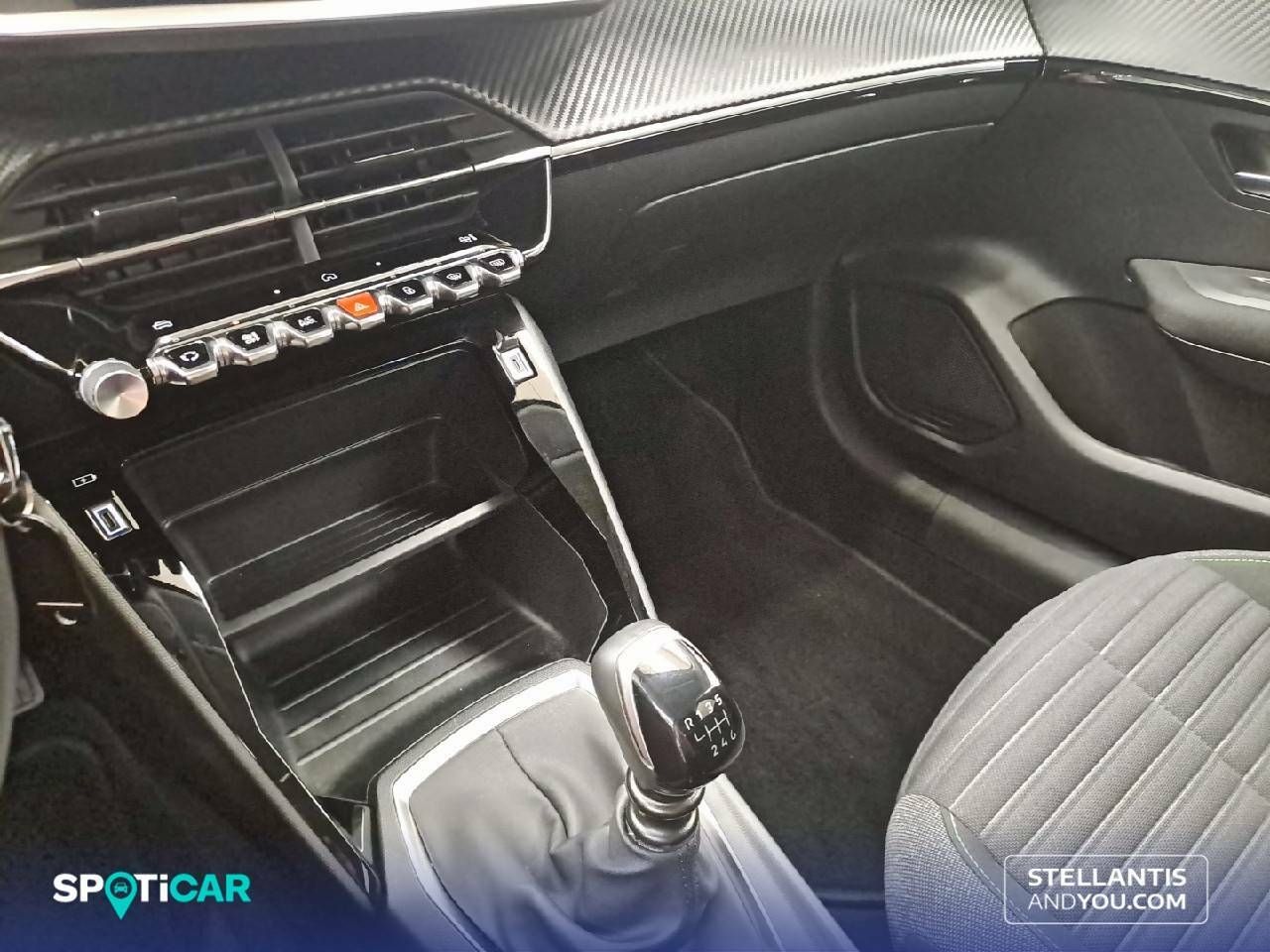 Foto Peugeot 208 22