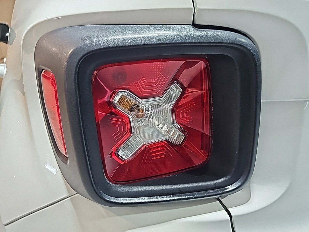 Foto Jeep Renegade 28