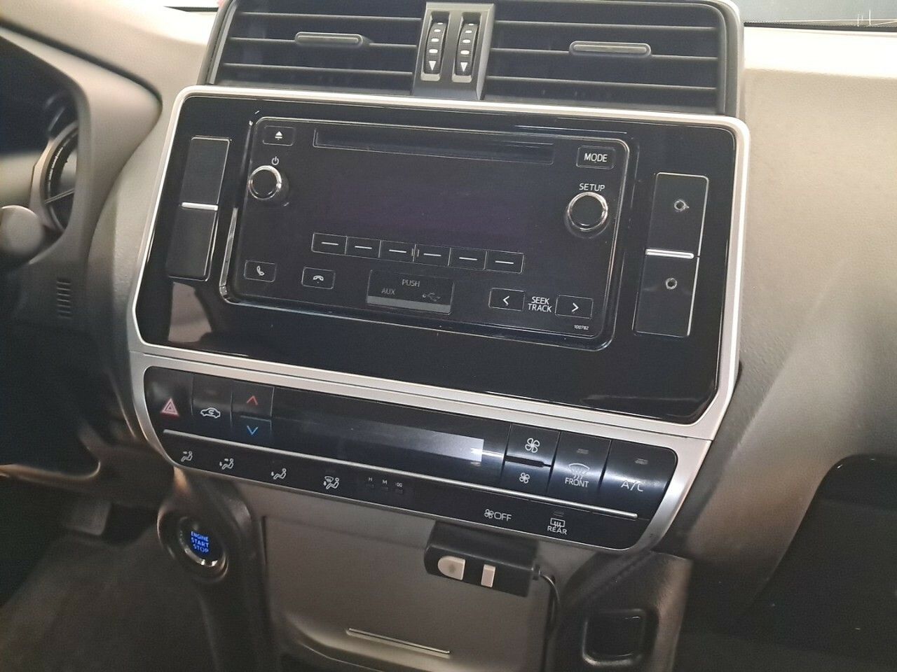 Foto Toyota Land Cruiser 15