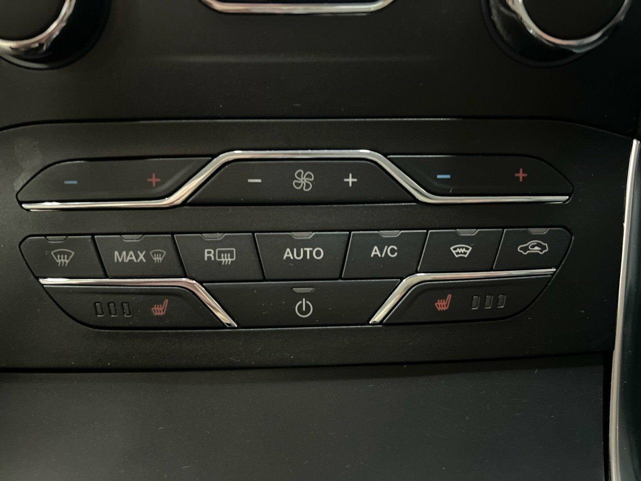 Foto Ford S-Max 11