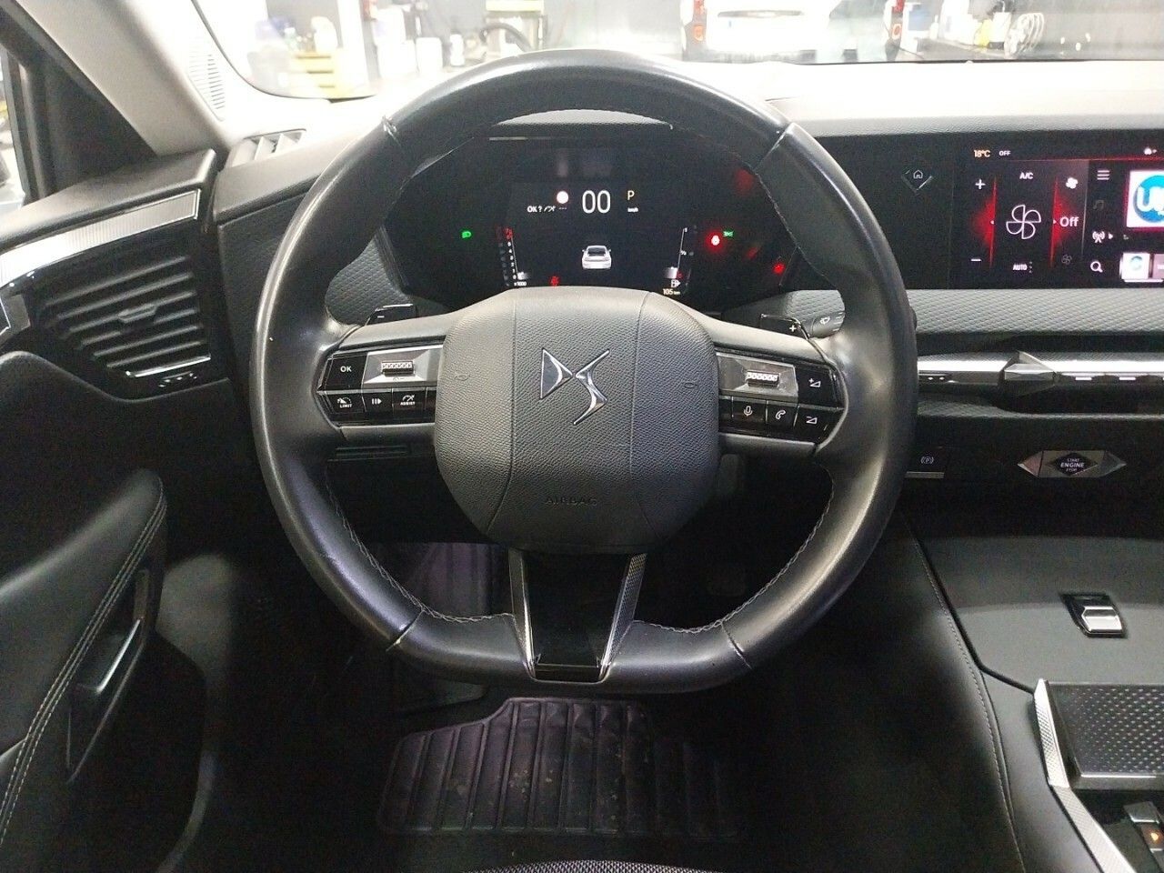 Foto DS Automobiles DS 4 11