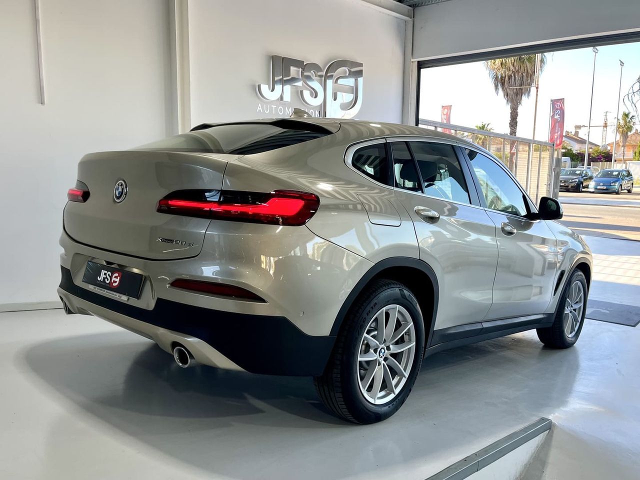 Foto BMW X4 5