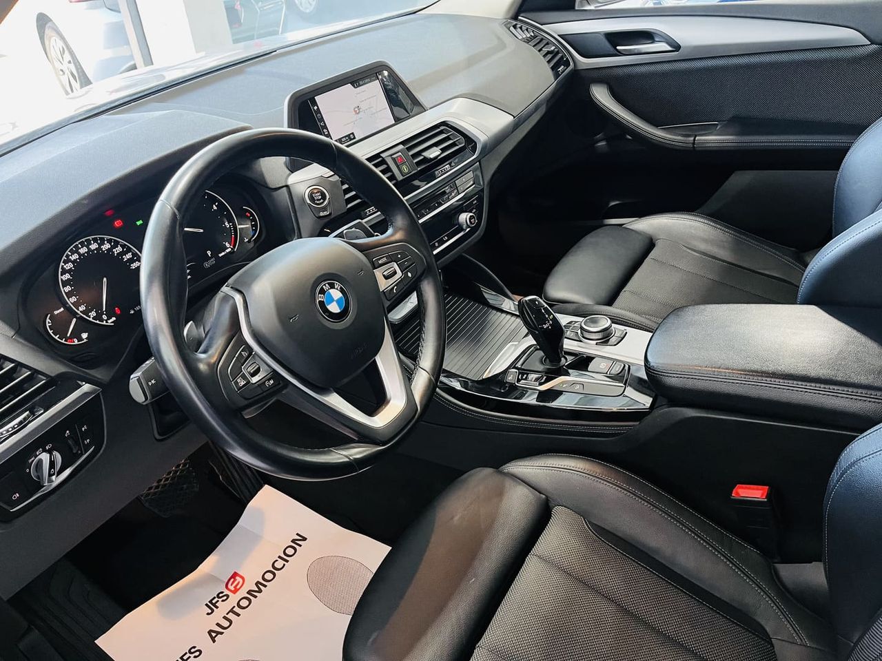 Foto BMW X4 8