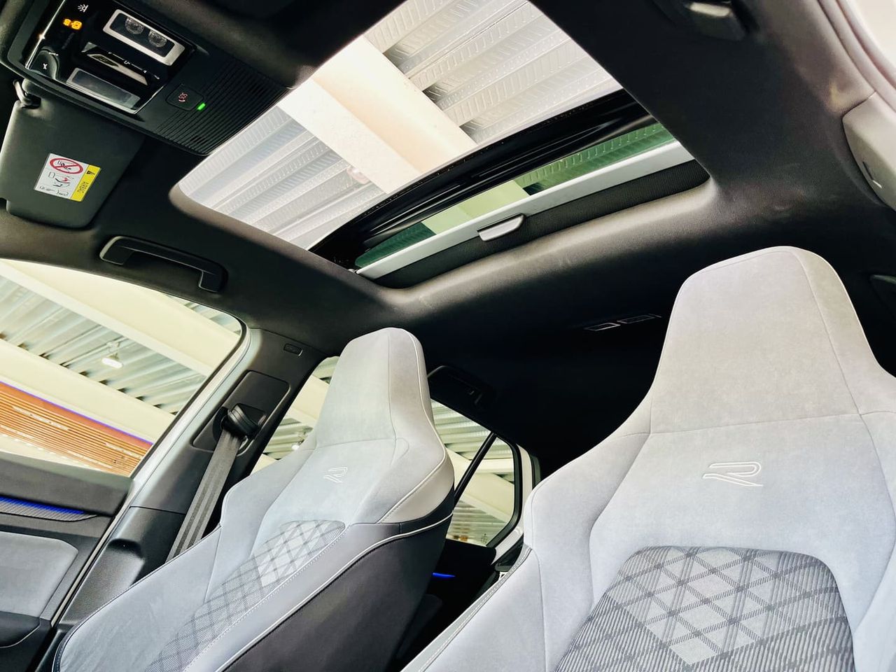 Foto Volkswagen Golf 8