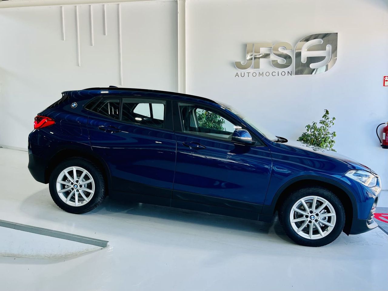 Foto BMW X2 4
