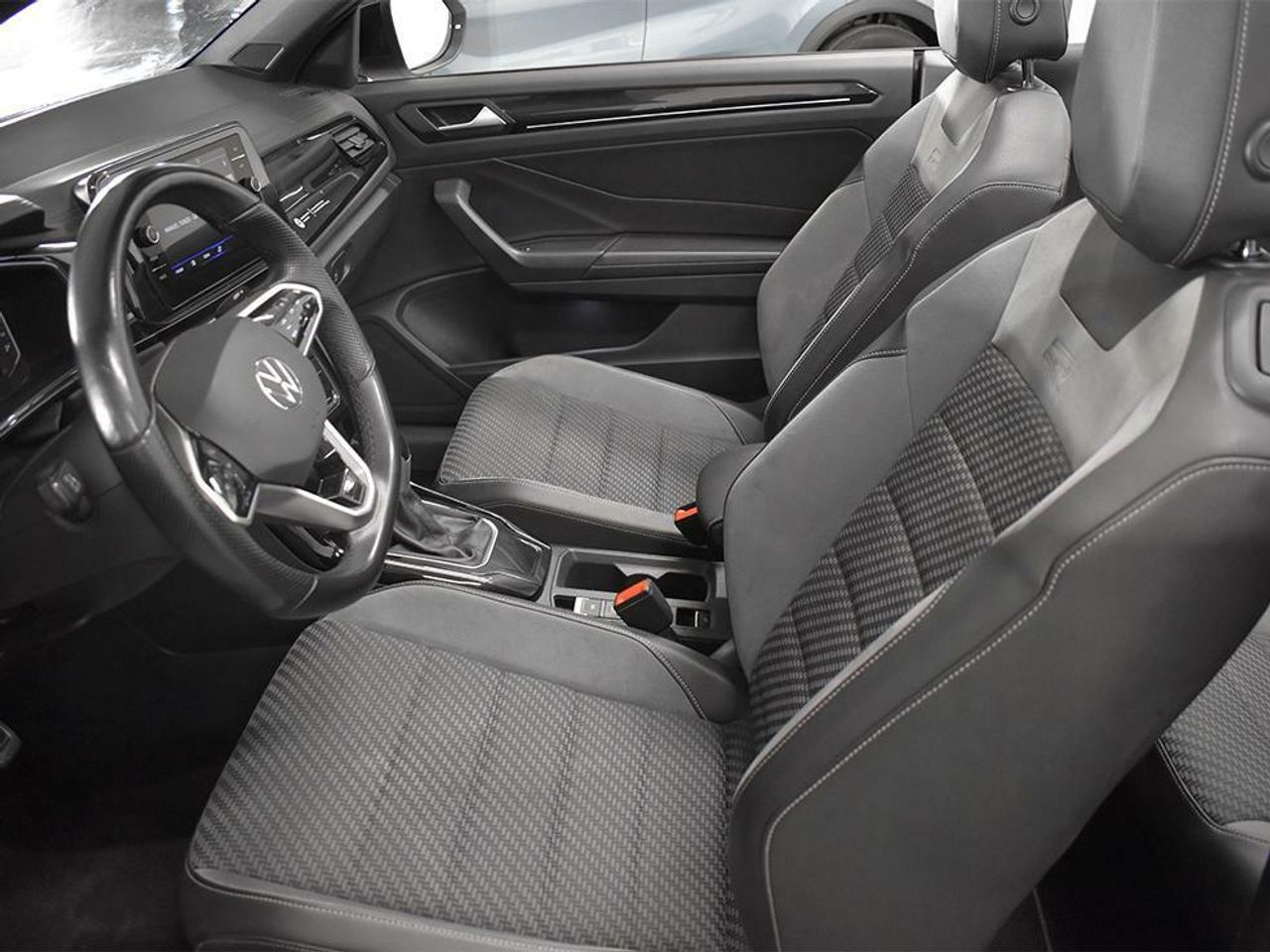 Foto Volkswagen T-Roc 19