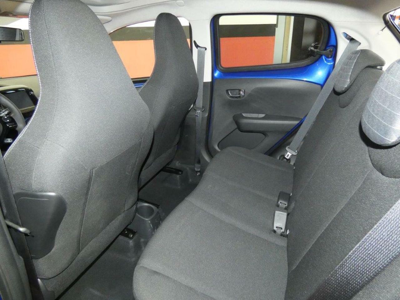 Foto Peugeot 108 16