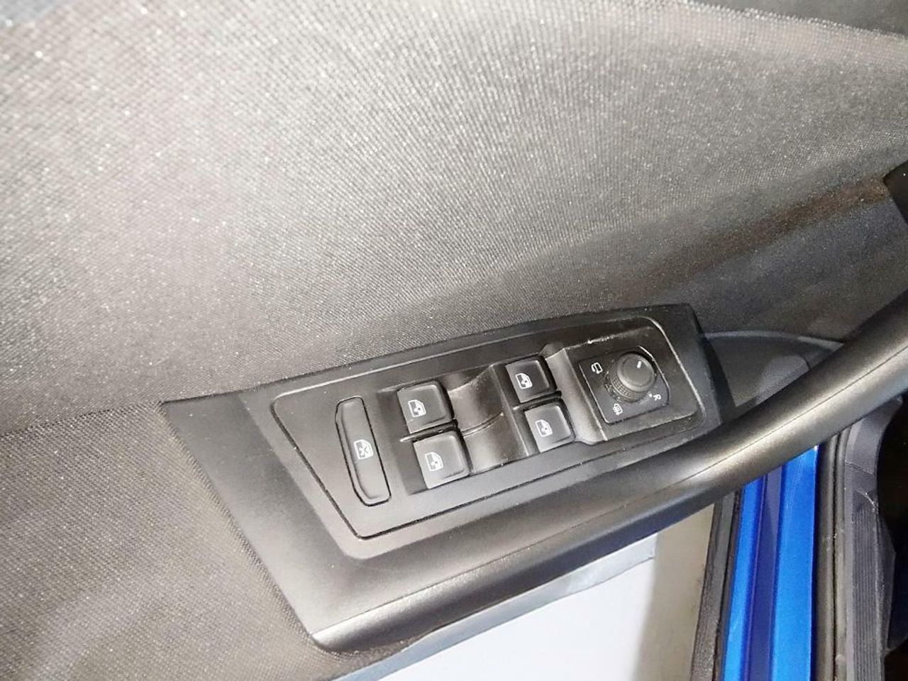 Foto Volkswagen T-Roc 13