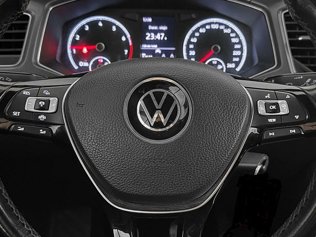Foto Volkswagen T-Roc 9