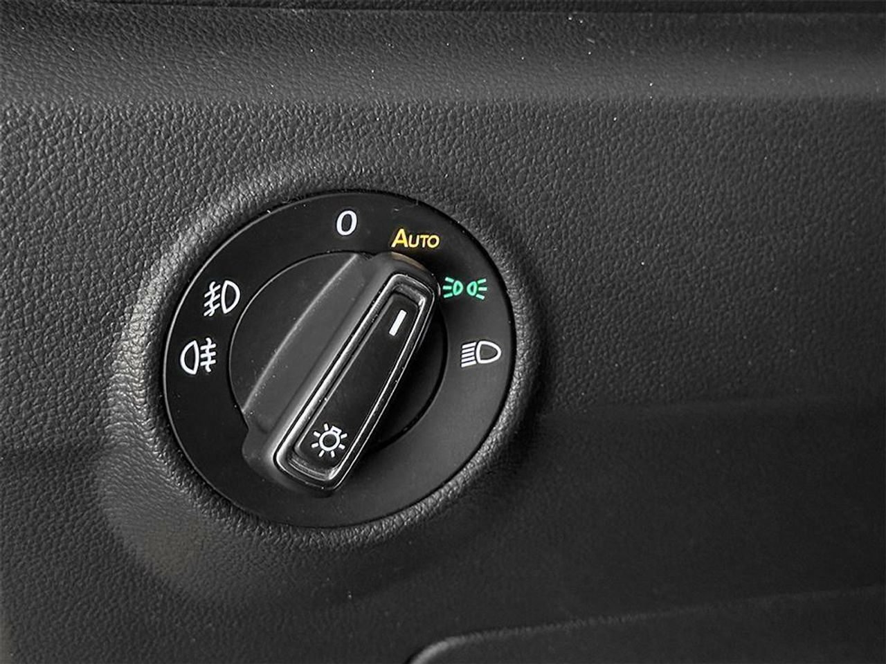 Foto Volkswagen T-Roc 17