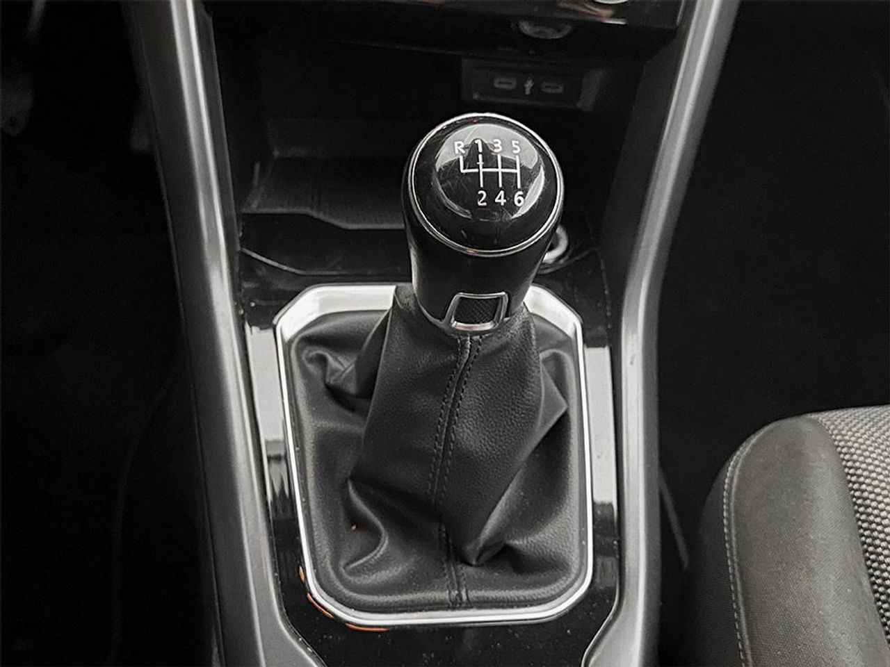 Foto Volkswagen T-Roc 20