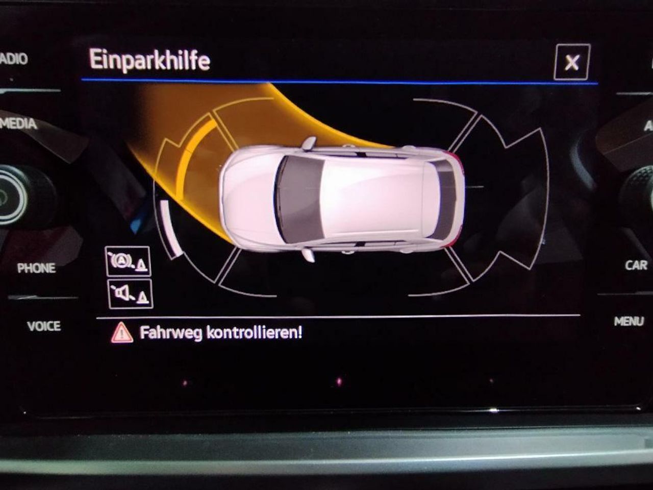 Foto Volkswagen T-Roc 11