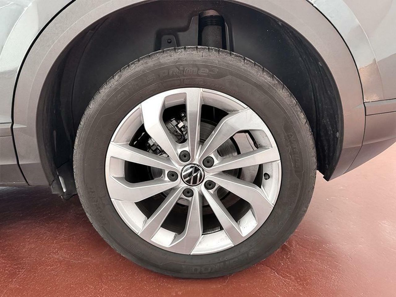 Foto Volkswagen T-Roc 17