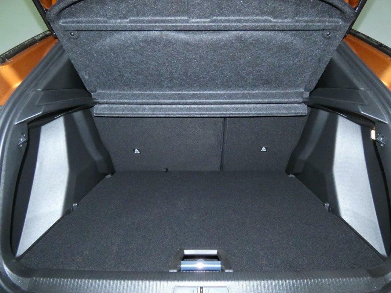 Foto Peugeot 2008 14
