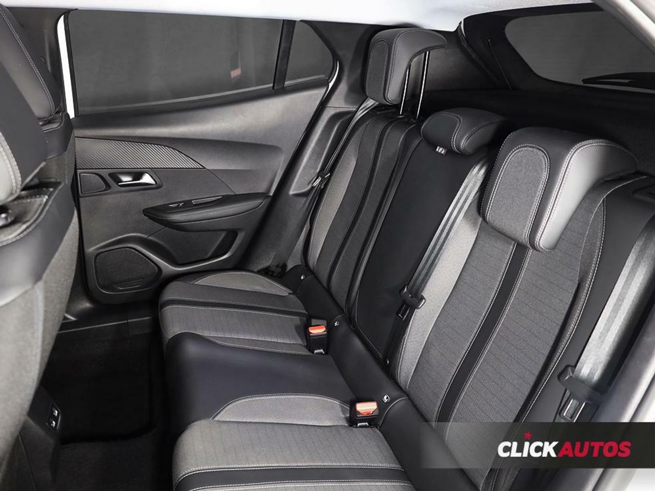 Foto Peugeot 2008 21