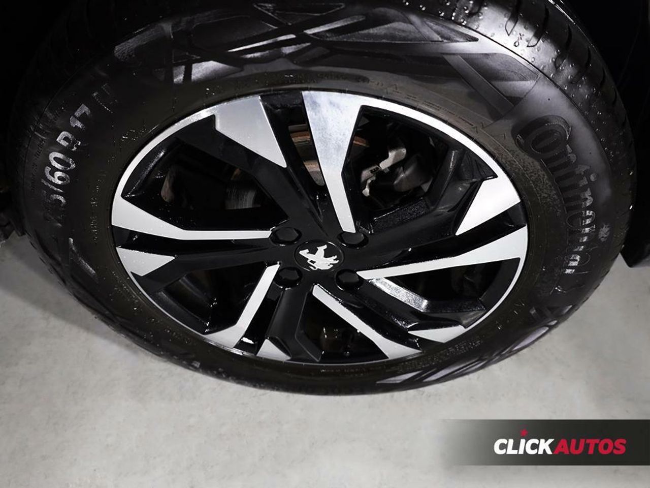 Foto Peugeot 2008 23
