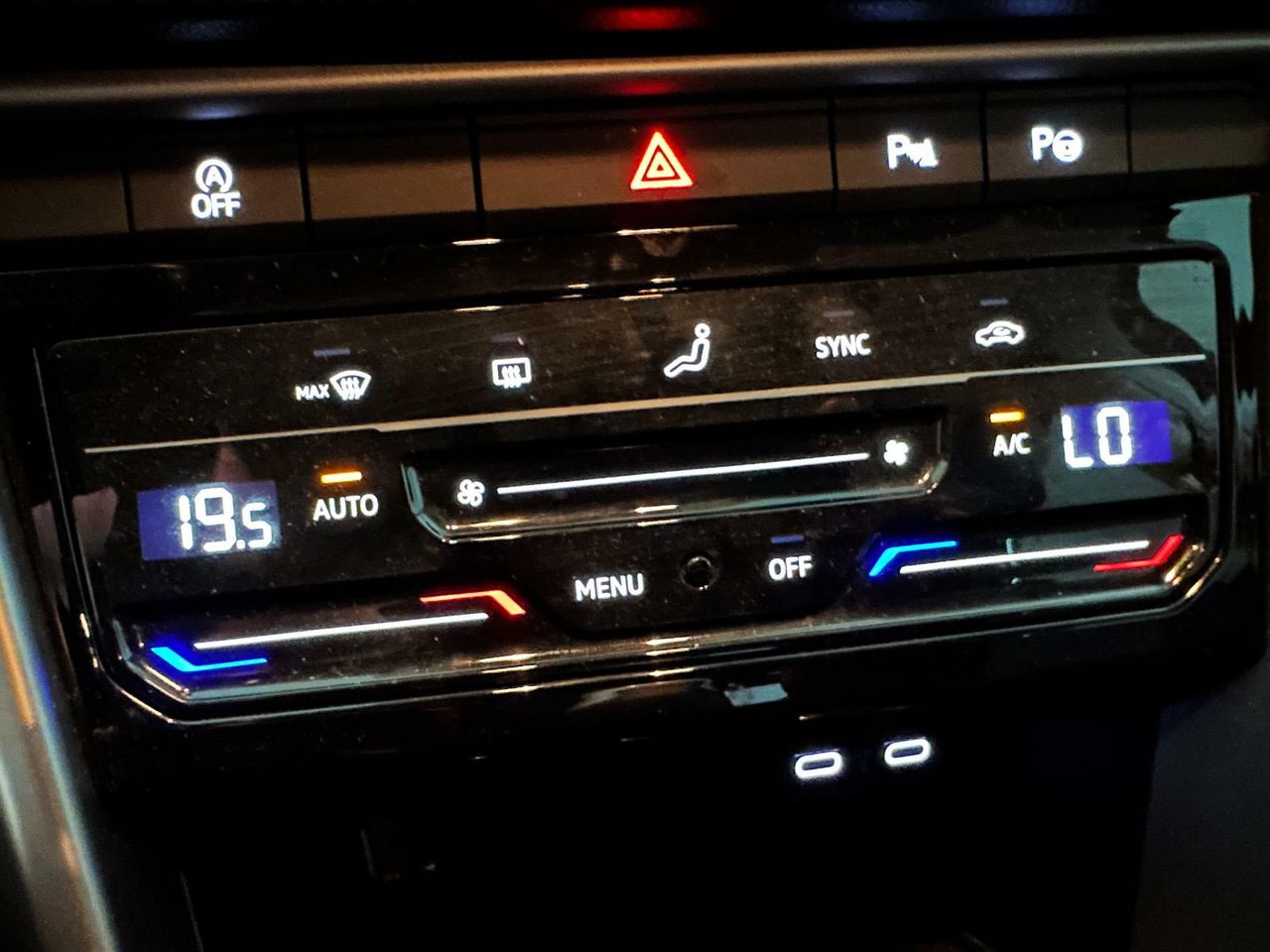 Foto Volkswagen T-Roc 19