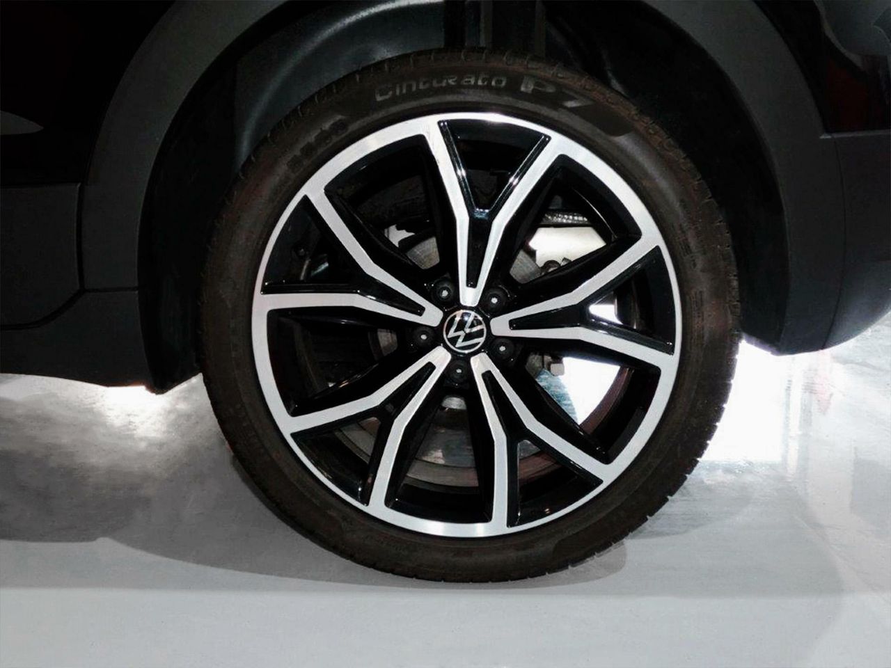 Foto Volkswagen T-Cross 23