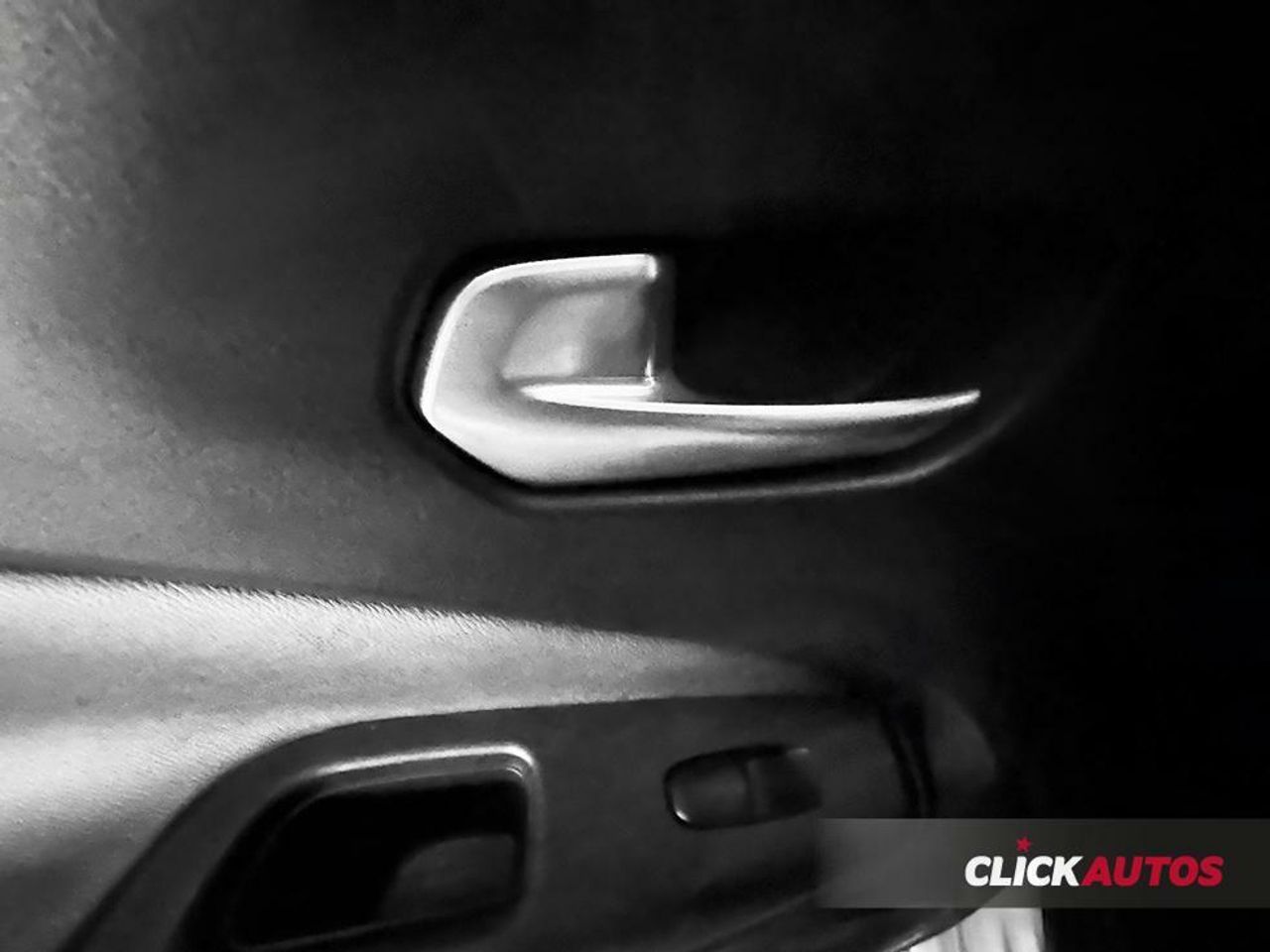 Foto Nissan Juke 16