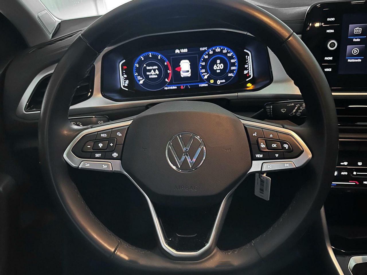 Foto Volkswagen T-Roc 9