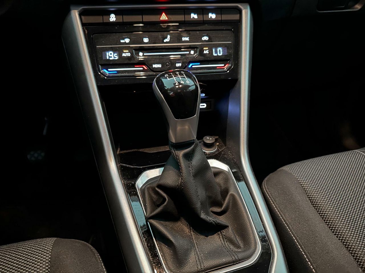 Foto Volkswagen T-Roc 20