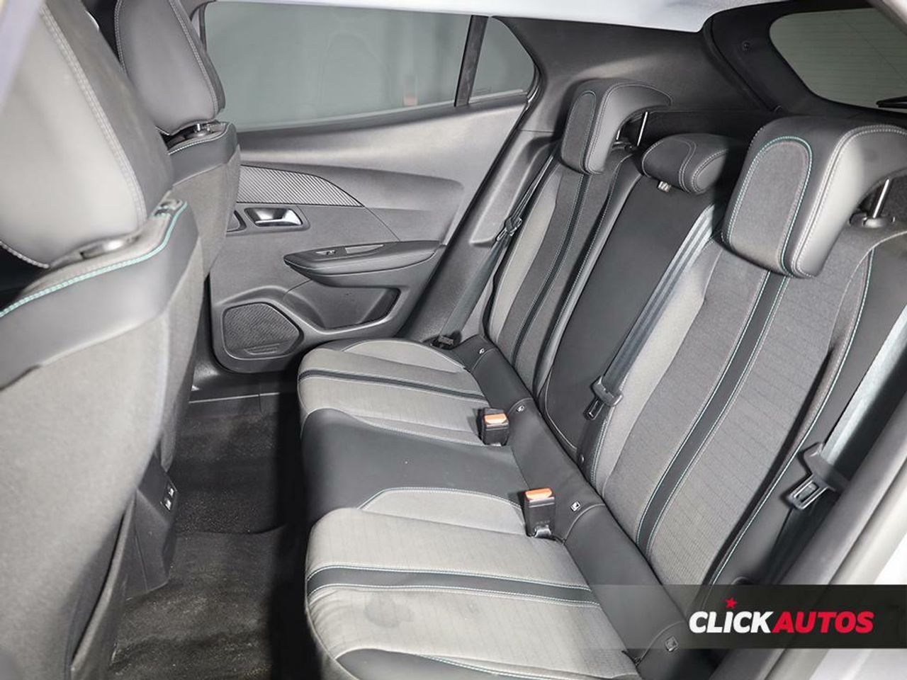 Foto Peugeot 2008 15