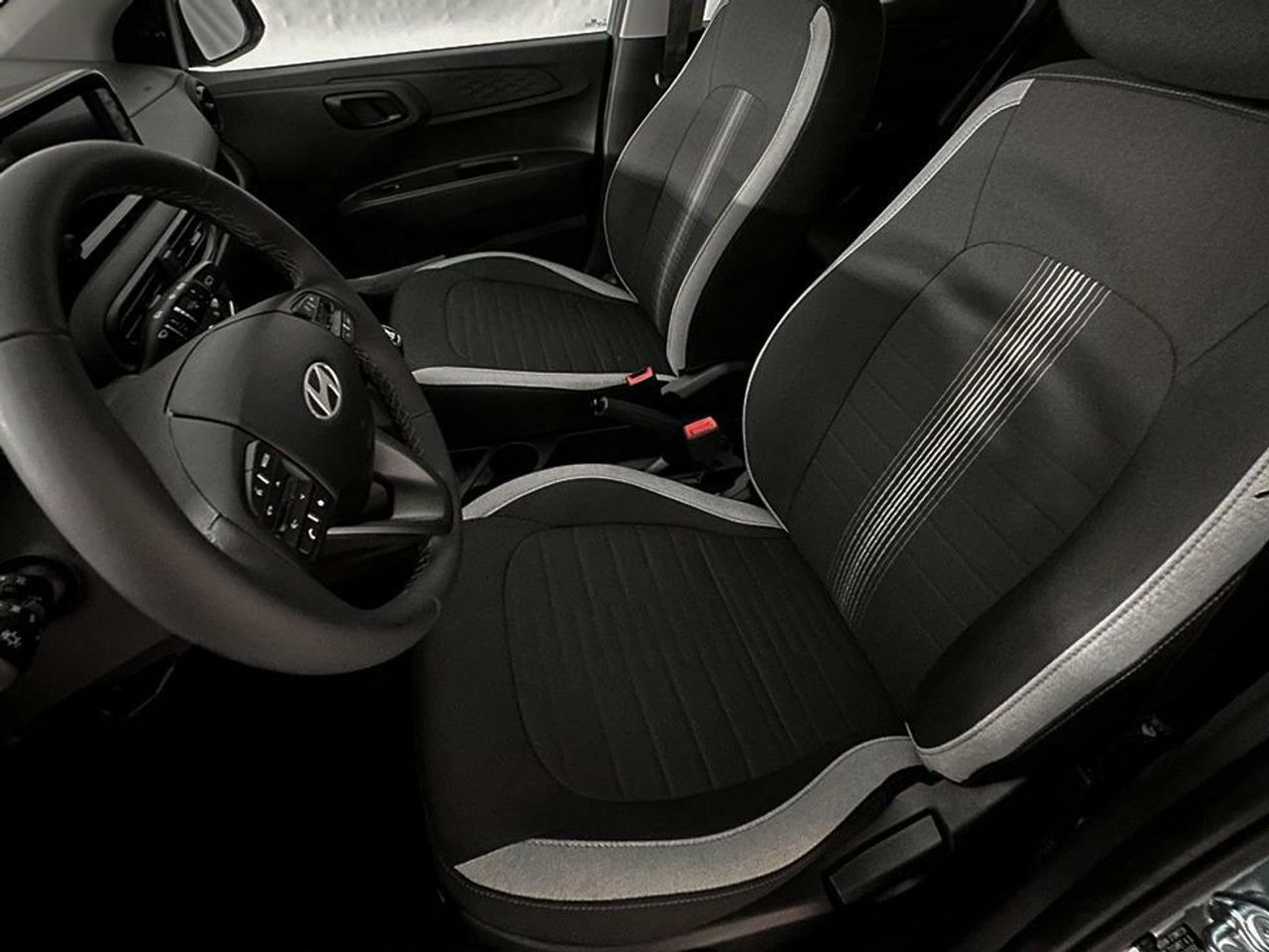 Foto Hyundai i10 16