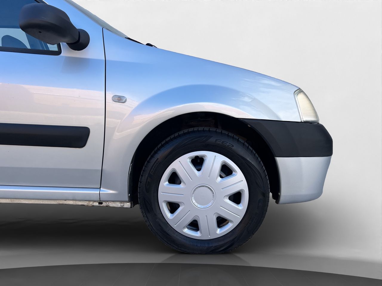 Foto Dacia Logan 18