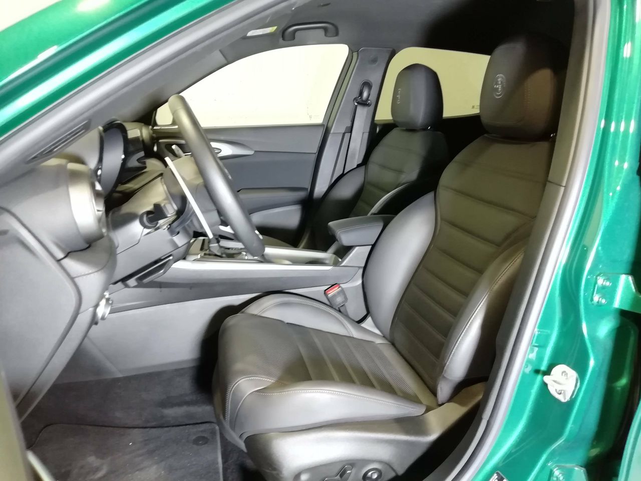 Foto Alfa Romeo Tonale 9
