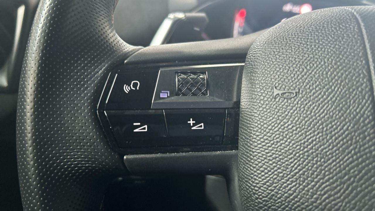 Foto DS Automobiles DS 3 20