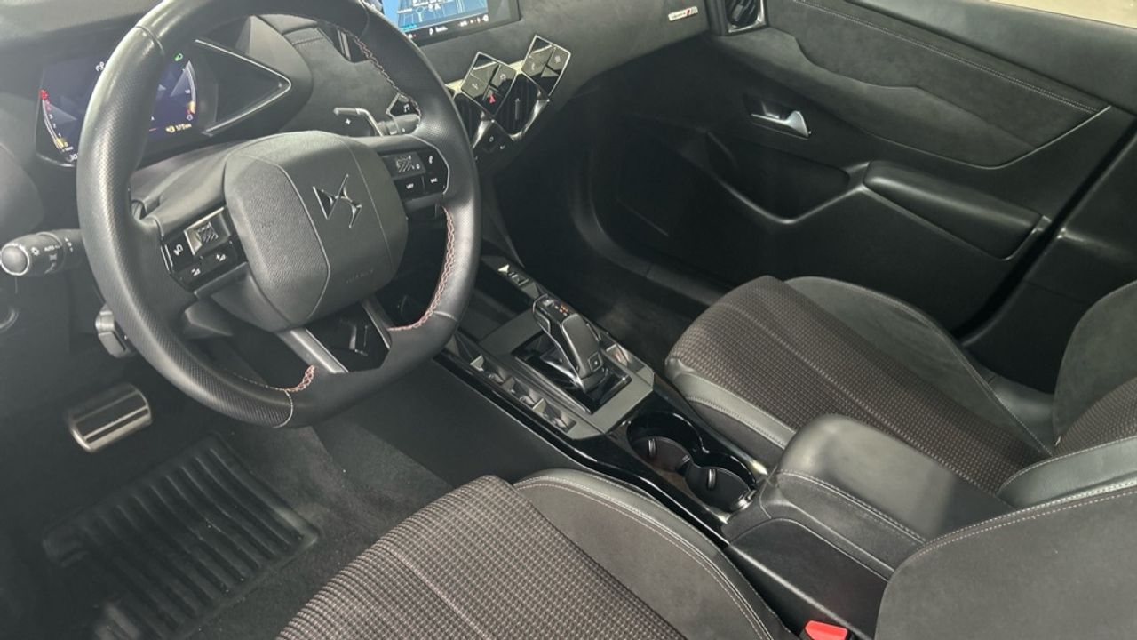 Foto DS Automobiles DS 3 21