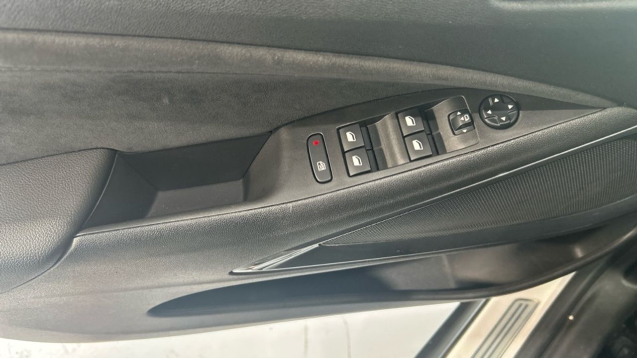 Foto Opel CrossLand 19