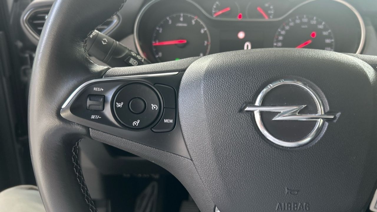 Foto Opel CrossLand 20